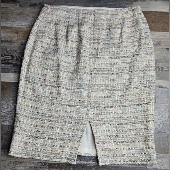 St. John Couture Blazer Skirt Suit Set Size 4 Tweed Beige With Pastel Woven - Picture 12 of 15